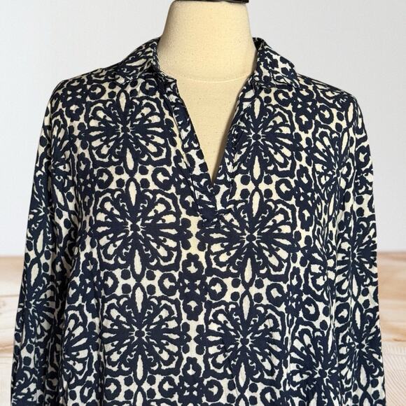 NU New York Popover High Low Bubble Pullover Top O/S Navy Print Trendy Upscale - Picture 3 of 10